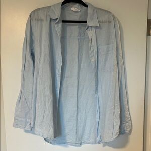 Gap button up